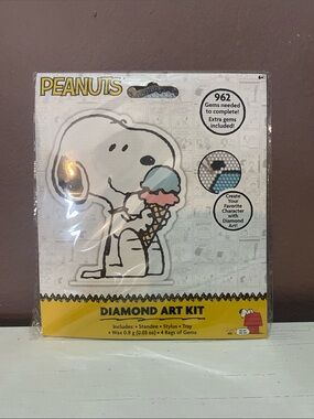 Peanuts Snoopy Diamond Art Kit - White, Black, Blue, Pink